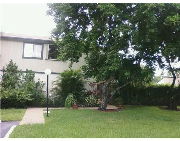 620 Commodore Drive, Plantation, FL 33325