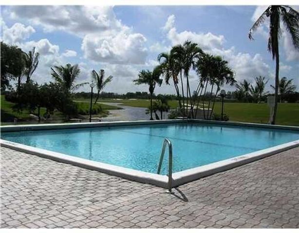 620 Commodore Drive, Plantation, FL 33325