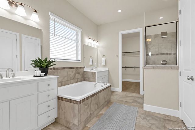 945 Foxbrook, Cibolo, TX 78108