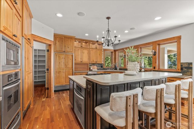 13748 242nd Avenue NE, Woodinville, WA 98077