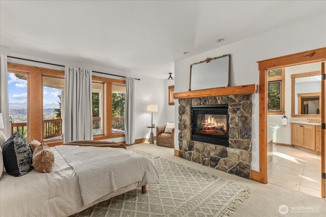 13748 242nd Avenue NE, Woodinville, WA 98077