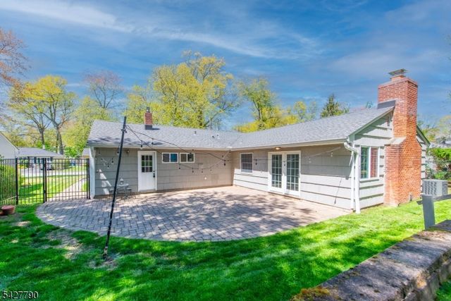 17 Morris Rd, West Orange Twp., NJ 07052