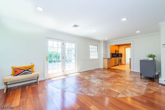 17 Morris Rd, West Orange Twp., NJ 07052