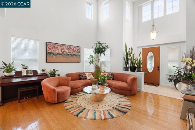 995 Rosehedge Court, Concord, CA 94521