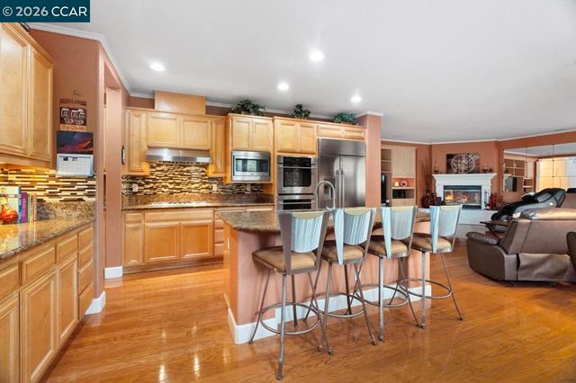 995 Rosehedge Court, Concord, CA 94521