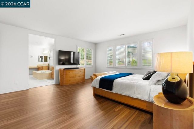 995 Rosehedge Court, Concord, CA 94521