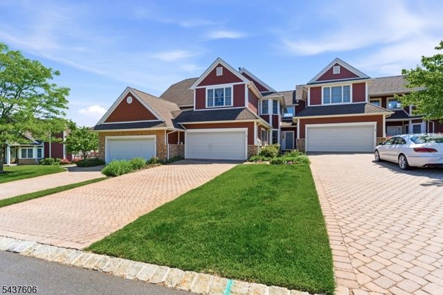 34 Turnberry Ln, Hardyston Twp., NJ 07419