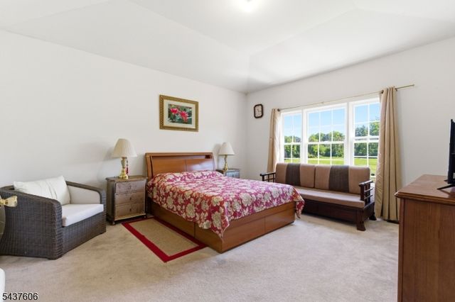 34 Turnberry Ln, Hardyston Twp., NJ 07419