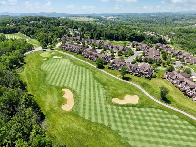 34 Turnberry Ln, Hardyston Twp., NJ 07419