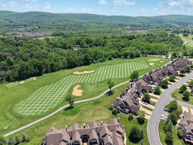34 Turnberry Ln, Hardyston Twp., NJ 07419