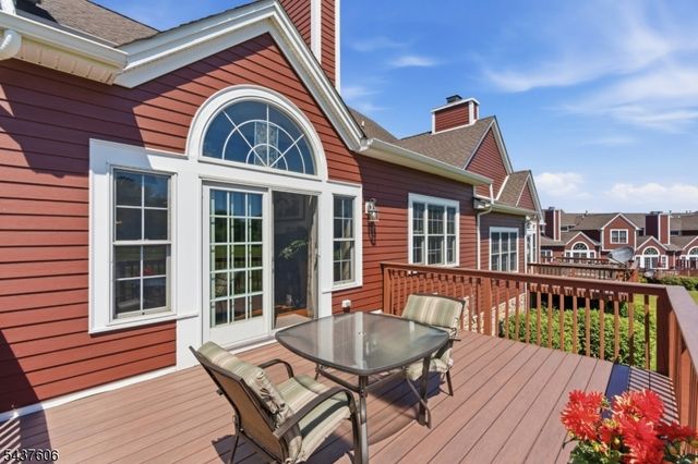 34 Turnberry Ln, Hardyston Twp., NJ 07419