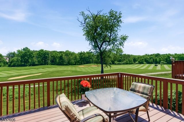 34 Turnberry Ln, Hardyston Twp., NJ 07419