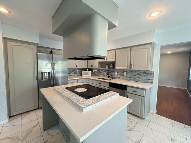 100 KINGBIRD CIRCLE 1, Daytona Beach, FL 32119
