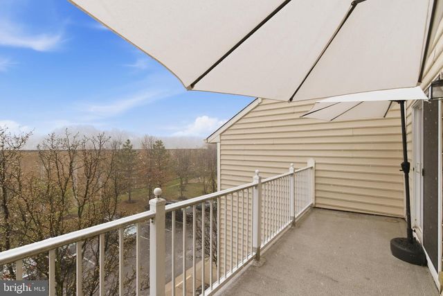 4477-B BEACON GROVE CIR, Fairfax, VA 22033