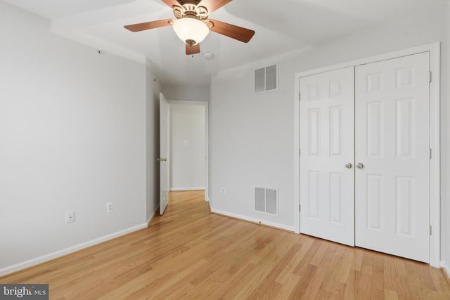 4477-B BEACON GROVE CIR, Fairfax, VA 22033