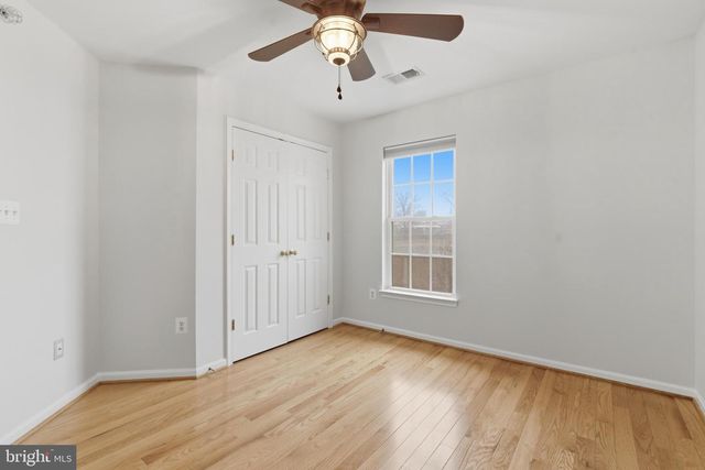 4477-B BEACON GROVE CIR, Fairfax, VA 22033