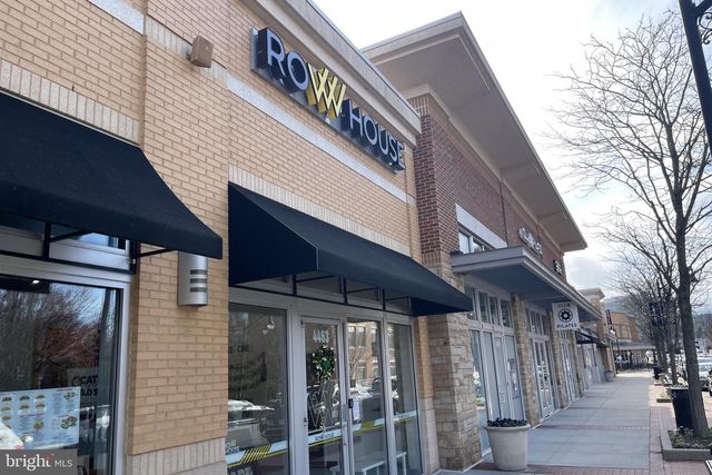 4477-B BEACON GROVE CIR, Fairfax, VA 22033