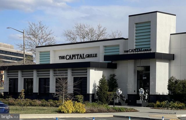 4477-B BEACON GROVE CIR, Fairfax, VA 22033