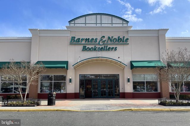 4477-B BEACON GROVE CIR, Fairfax, VA 22033