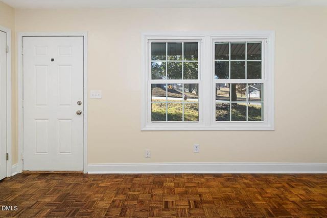 713 Sharpe Road, Burlington, NC 27217