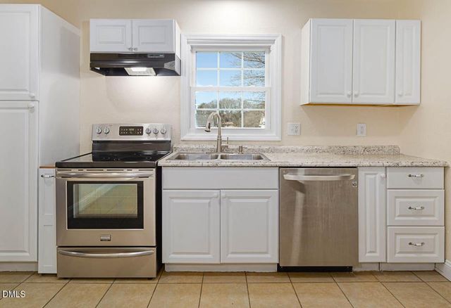 713 Sharpe Road, Burlington, NC 27217