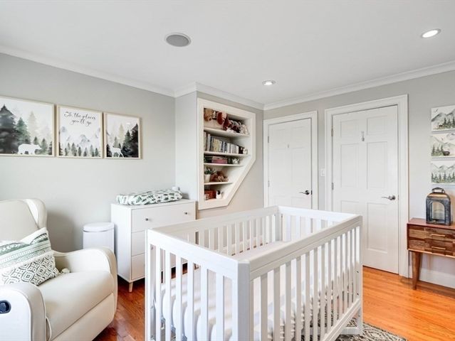 166 Quincy Shore Drive 119, Quincy, MA 02171