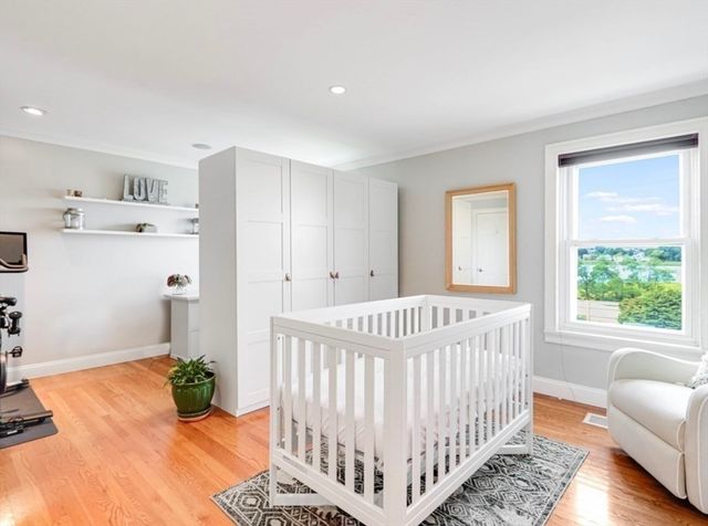 166 Quincy Shore Drive 119, Quincy, MA 02171