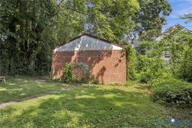 1110 Fourqurean Ln, Richmond, VA 23222