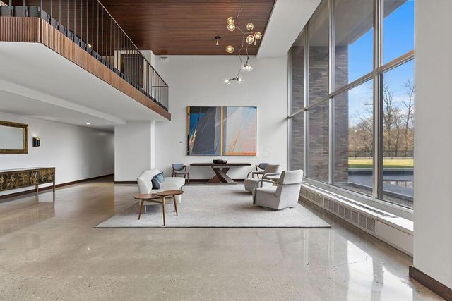 1000 Urlin Avenue, 2007, Columbus, OH 43212