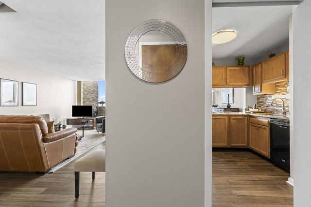 1000 Urlin Avenue, 2007, Columbus, OH 43212