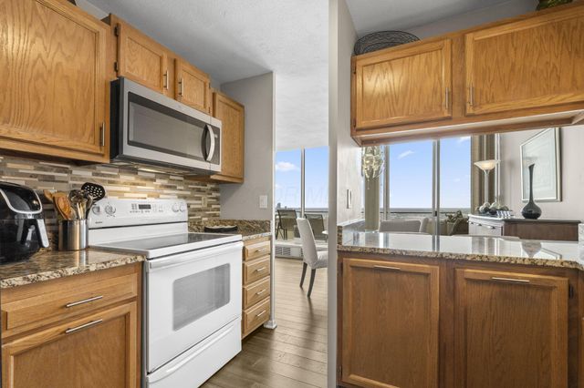 1000 Urlin Avenue, 2007, Columbus, OH 43212