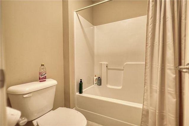 110 Brookview Place, Oxford, GA 30054