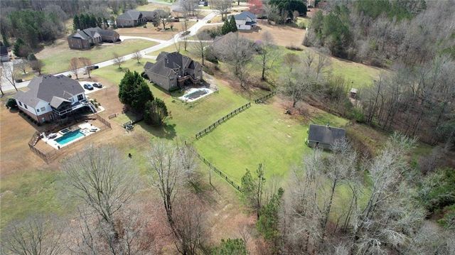 110 Brookview Place, Oxford, GA 30054