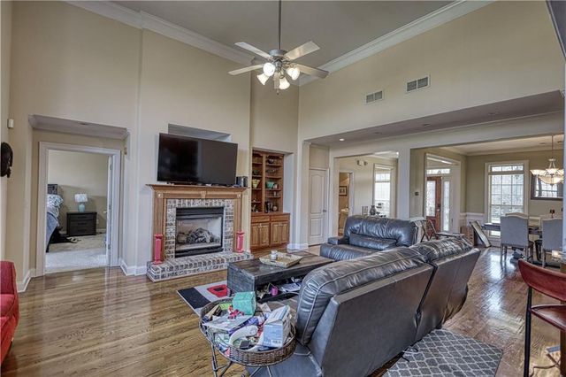 110 Brookview Place, Oxford, GA 30054