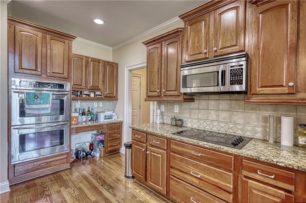 Image 16 of property listing at 110 Brookview Place, Oxford, GA 30054