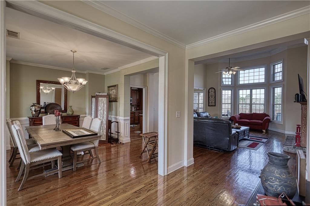 Image 19 of property listing at 110 Brookview Place, Oxford, GA 30054