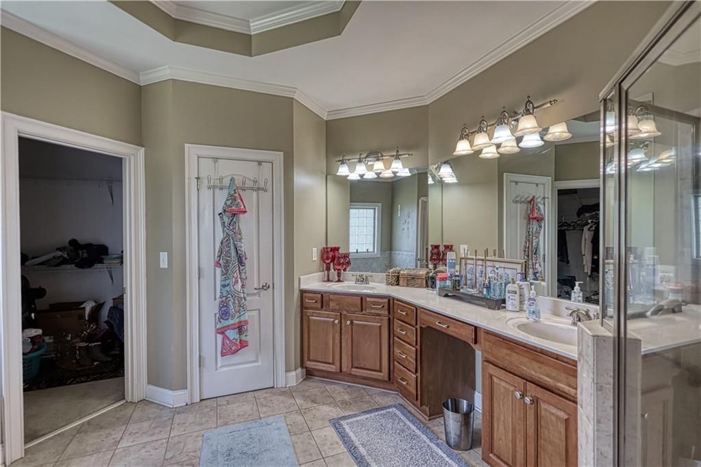 Image 24 of property listing at 110 Brookview Place, Oxford, GA 30054