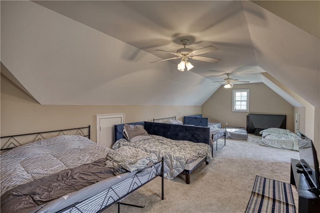 Image 36 of property listing at 110 Brookview Place, Oxford, GA 30054