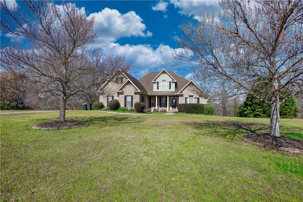 Image 70 of property listing at 110 Brookview Place, Oxford, GA 30054