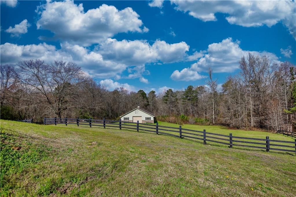 Image 78 of property listing at 110 Brookview Place, Oxford, GA 30054