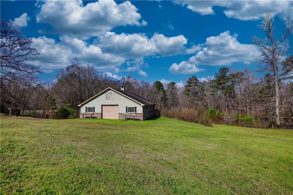 Image 81 of property listing at 110 Brookview Place, Oxford, GA 30054