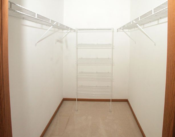 1062 Sheridan Circle, Naperville, IL 60563