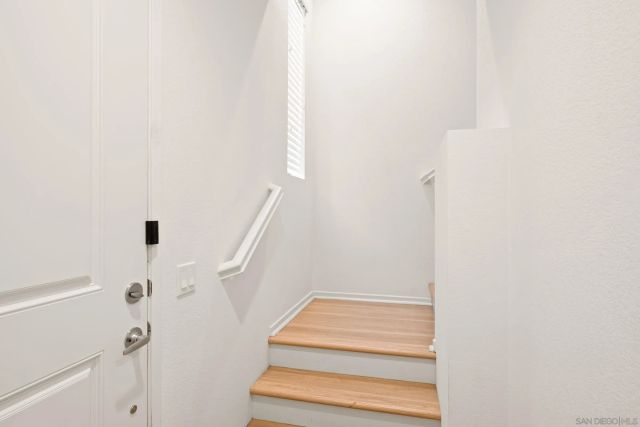 1118 Via Lucero, Oceanside, CA 92056