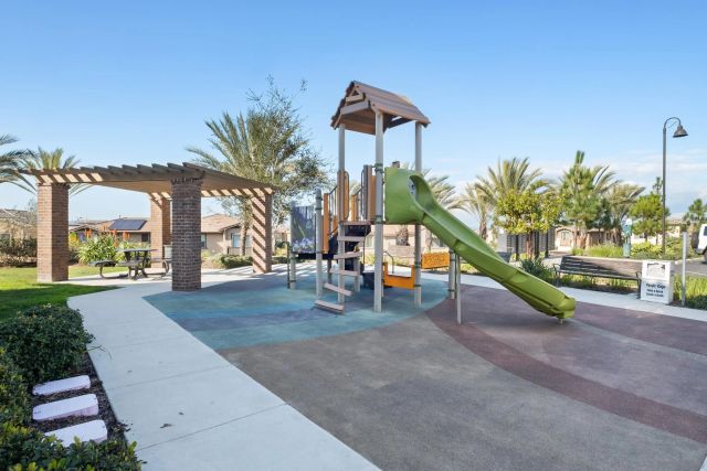 1118 Via Lucero, Oceanside, CA 92056