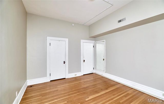 10 N Kingshighway Boulevard 2CS, St Louis, MO 63108