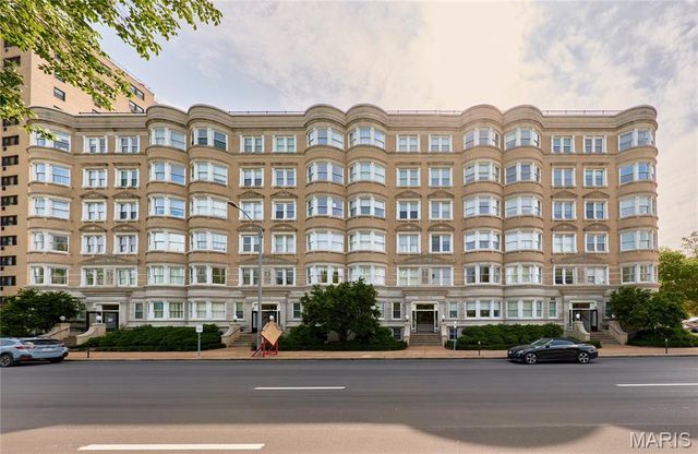 10 N Kingshighway Boulevard 2CS, St Louis, MO 63108