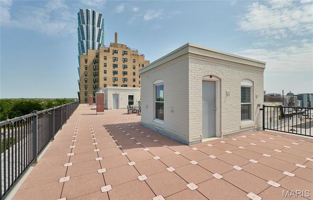 10 N Kingshighway Boulevard 2CS, St Louis, MO 63108