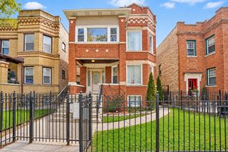 1229 N Austin Boulevard 1, Chicago, IL 60651
