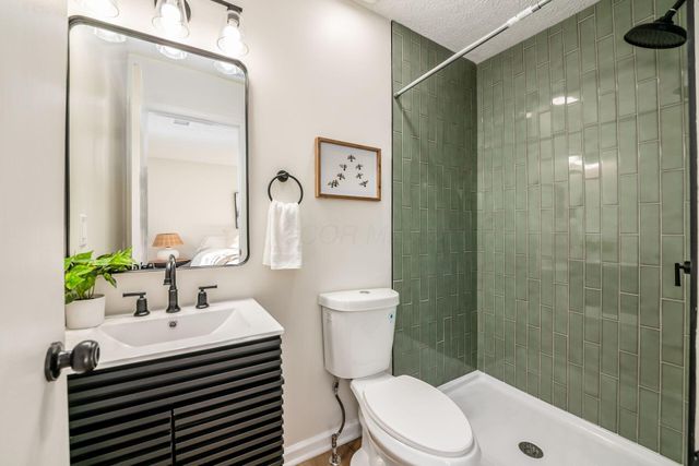 2977 Ironstone Drive, Columbus, OH 43231