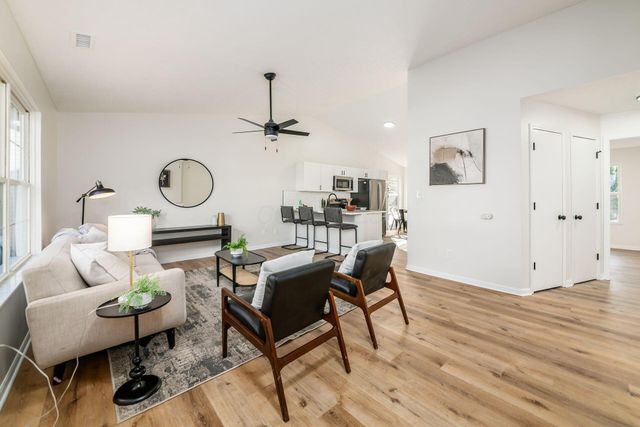 2977 Ironstone Drive, Columbus, OH 43231